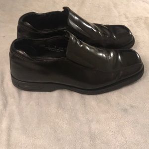 Men black Bostonian shoes
